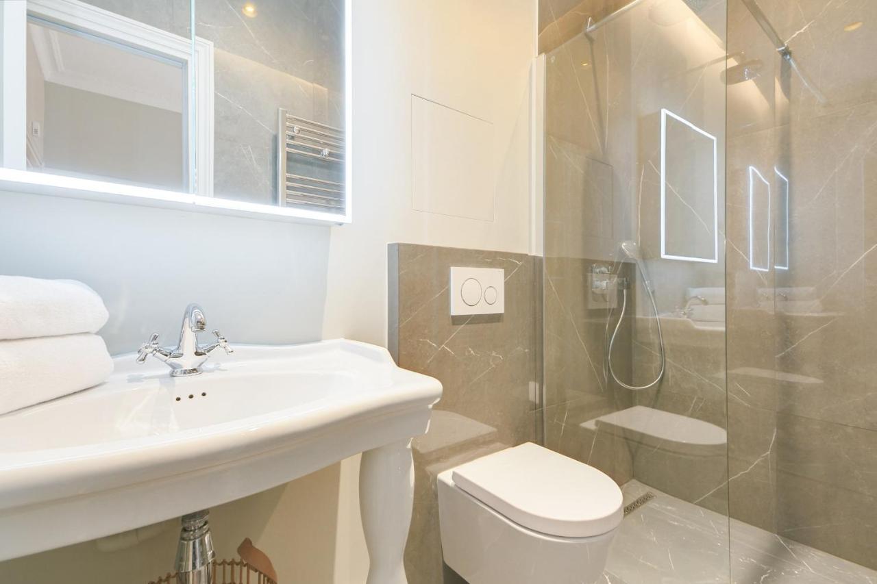 Guestready - Lovely Flat In Central Paris Near Notre-Dame Apartment Bagian luar foto